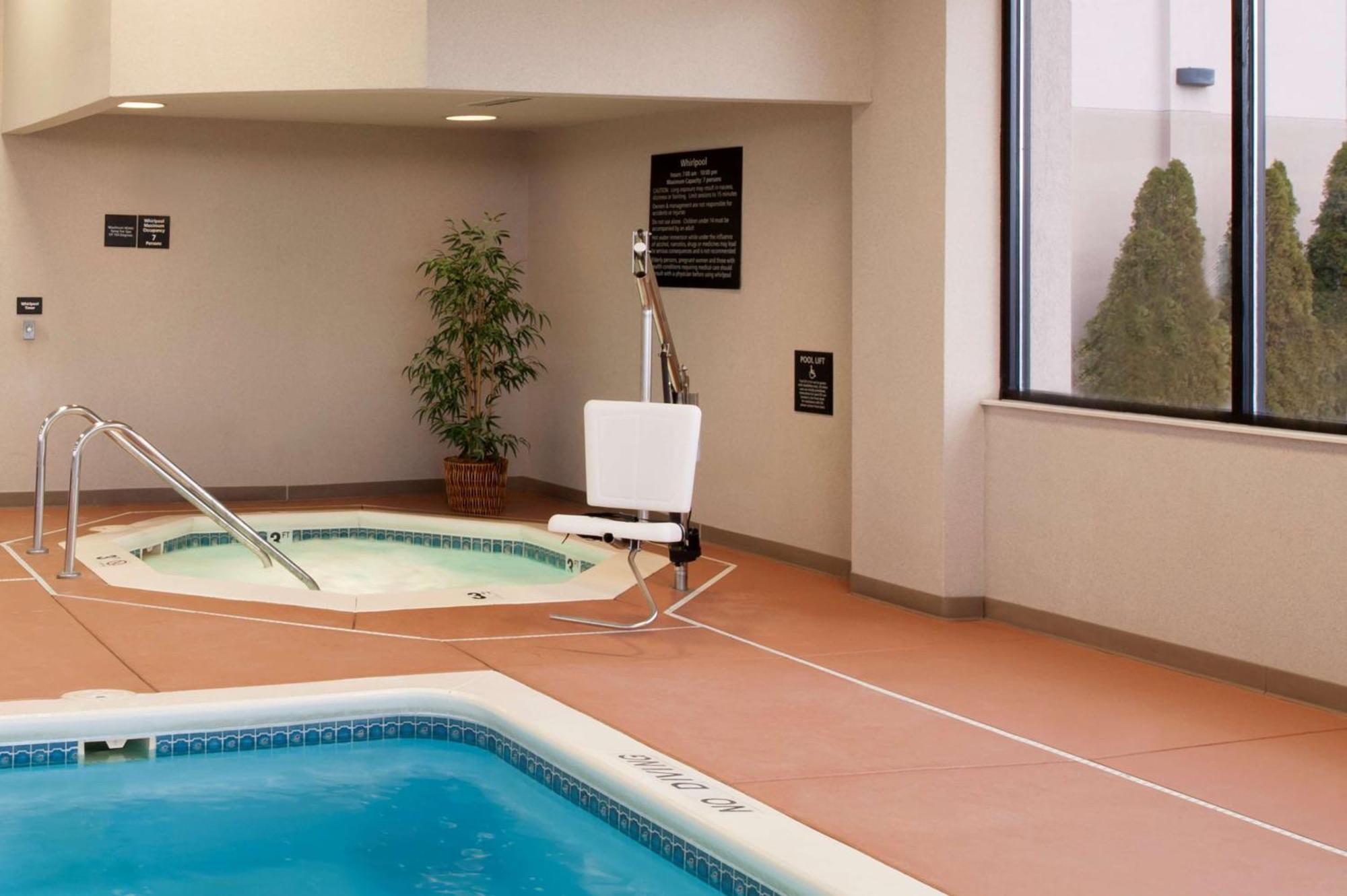 Hampton Inn Muskegon Muskegon Heights Extérieur photo