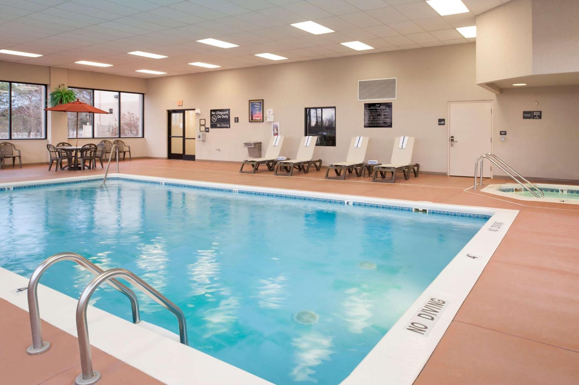 Hampton Inn Muskegon Muskegon Heights Extérieur photo